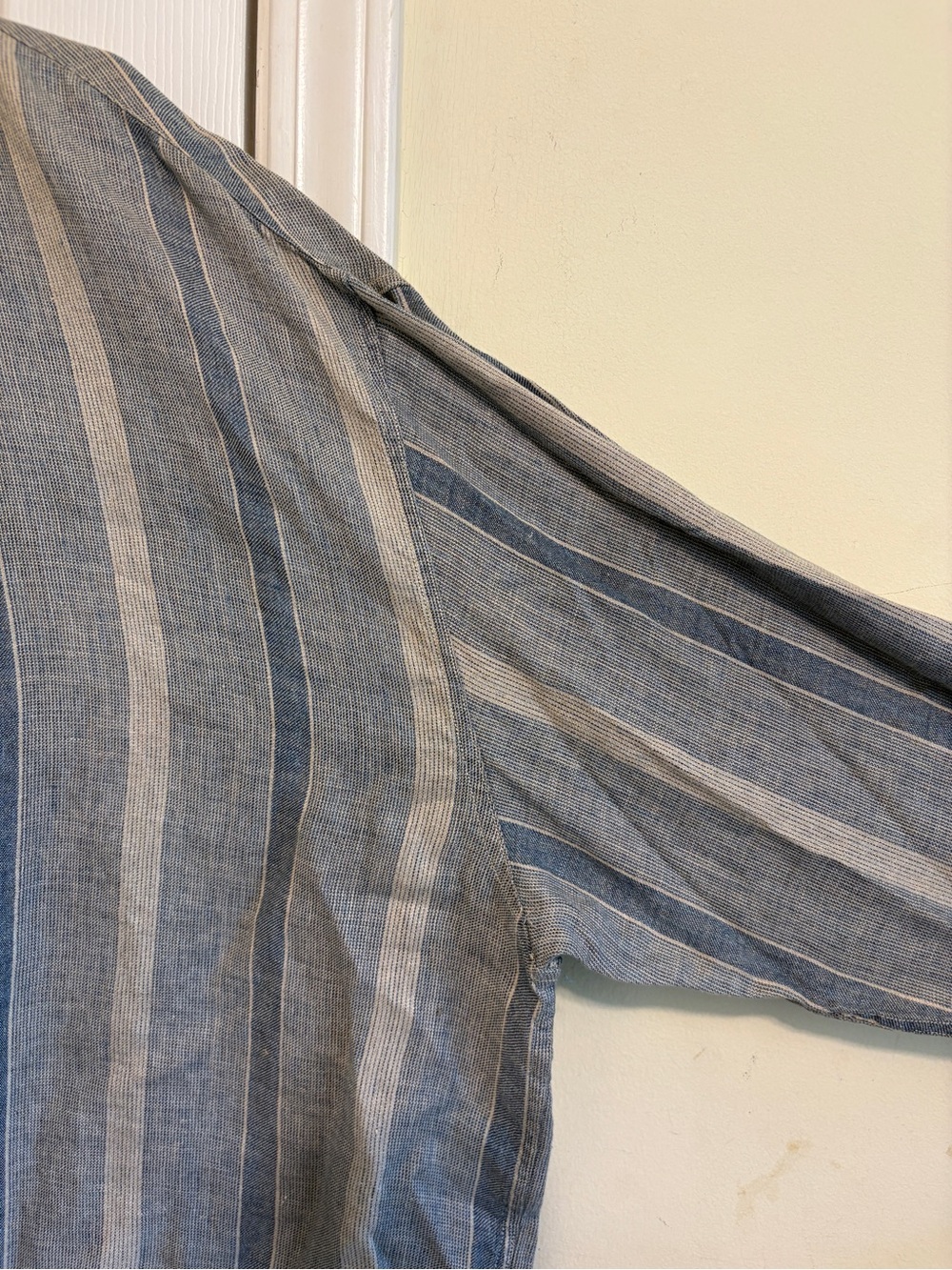 46 West- Light Blue & Gray Striped Men's Breathable Lightweight Linen Jacket - Picture 6 of 16